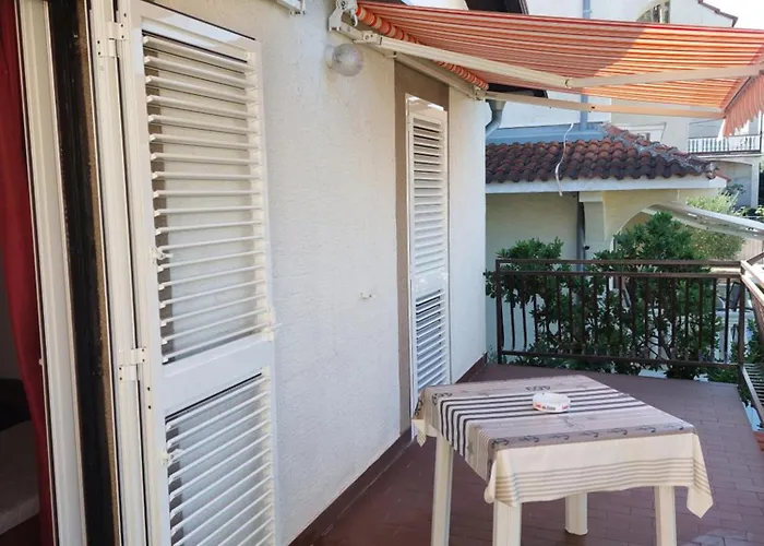 Borik شقة زادار