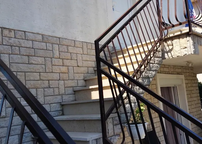 Borik شقة زادار